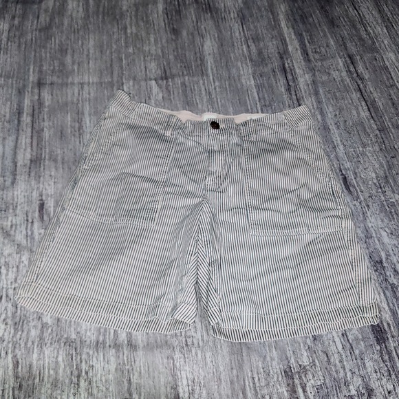 GAP Girlfriend Chino Shorts Size 6 Blue Striped Casual Summer - Picture 1 of 9